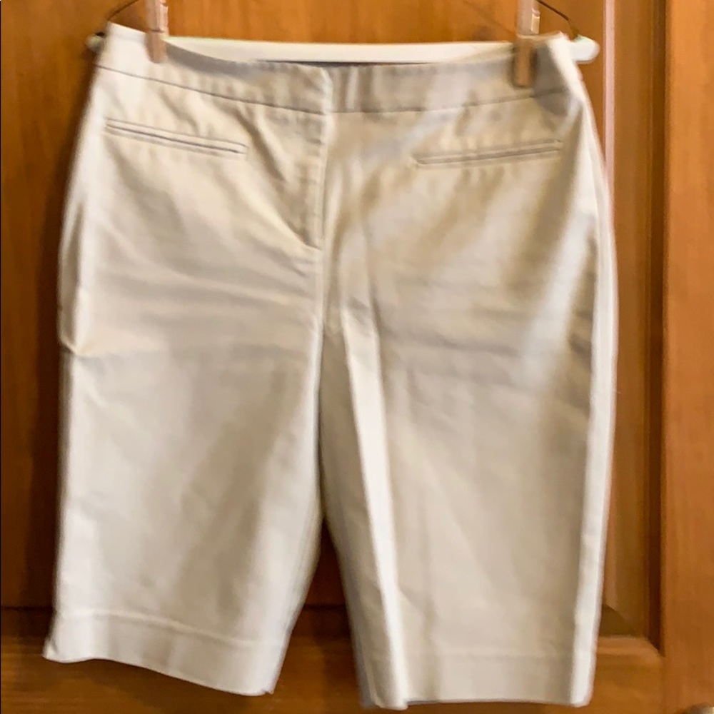 Chico new beige shorts